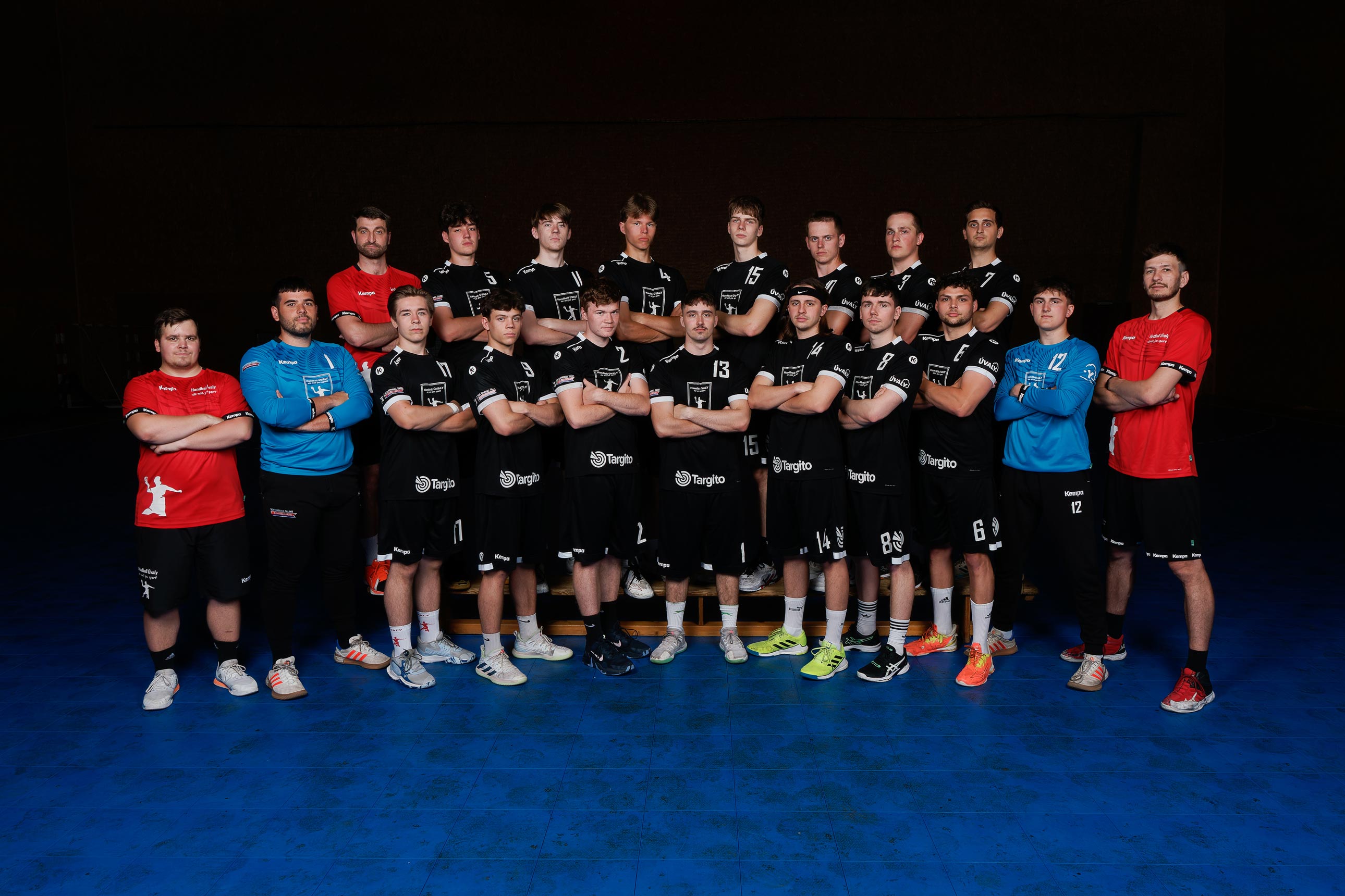 Fotka ke článku: Muži zvládli vítězně těžký zápas ve Strakonicích