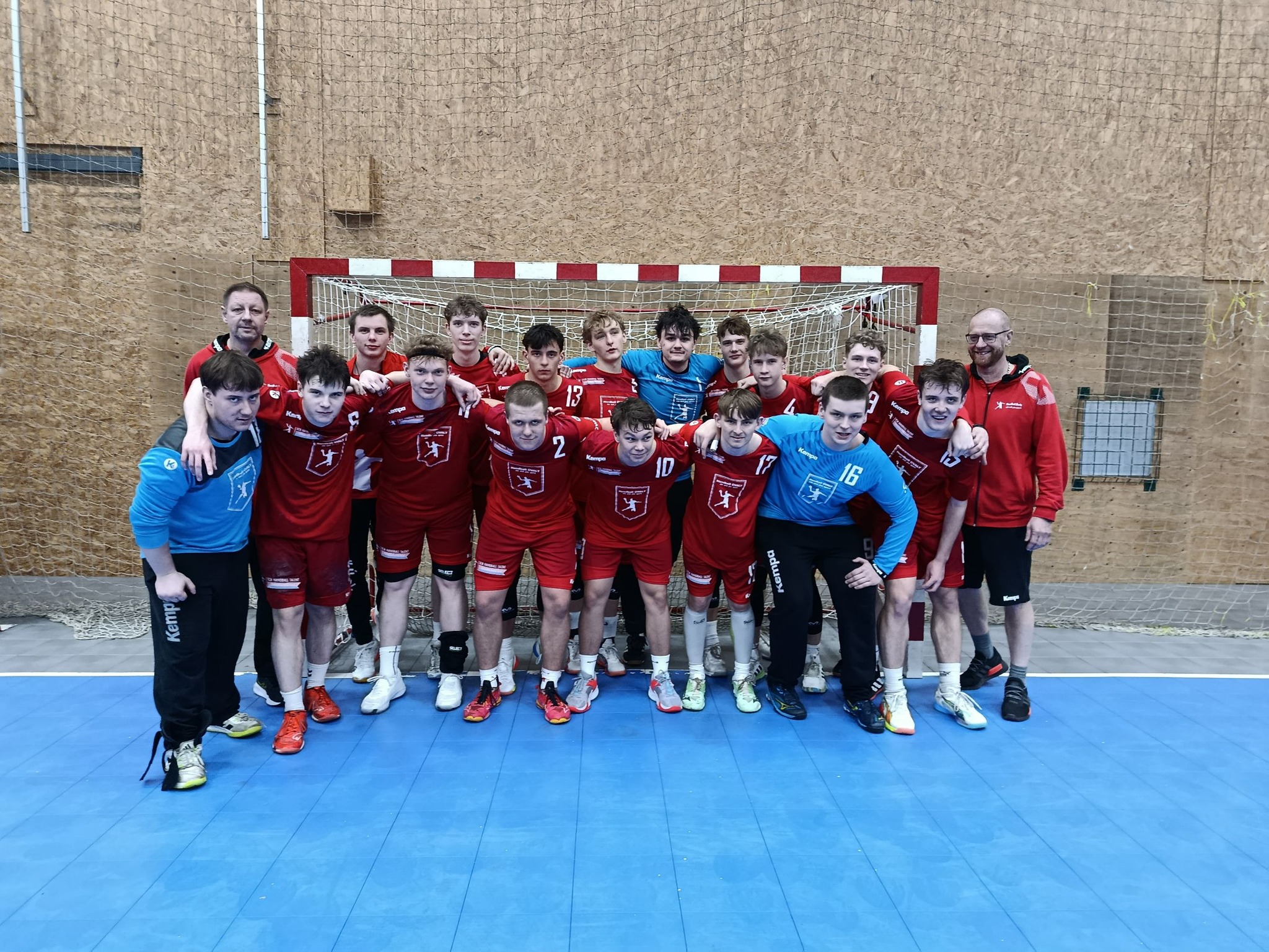 Fotka ke článku: Starší dorostenci narazili. Obrana a únava rozhodly